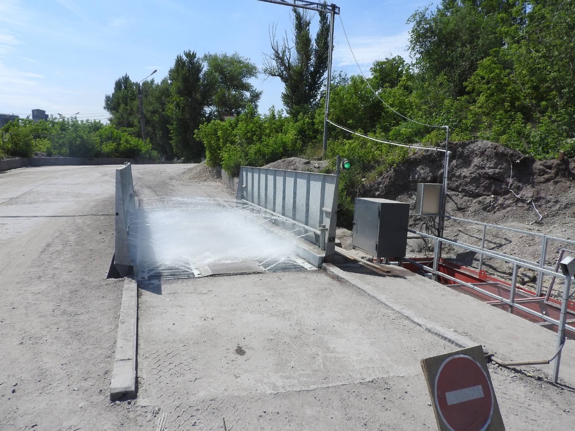 truck-wheel-wash-machinery-peakwash-700a-5-2000x1500 (1)